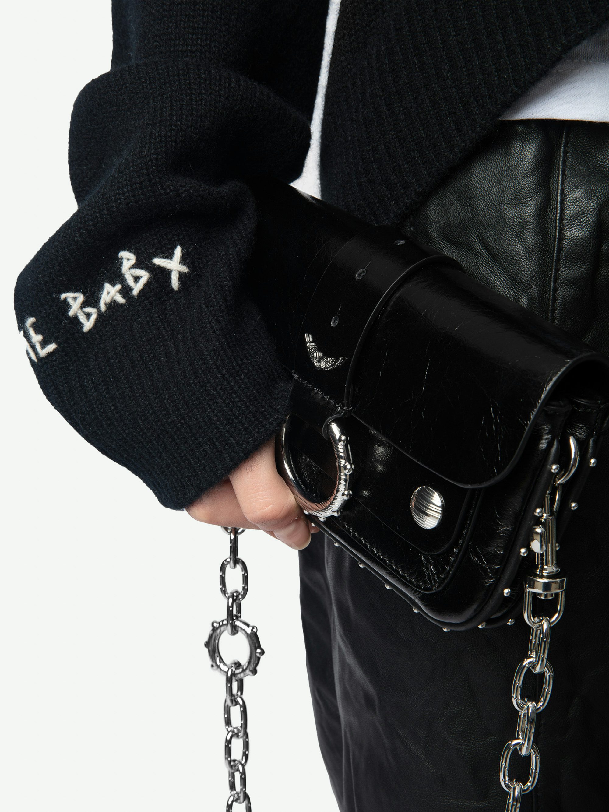 Kate Wallet Bag - Mini bag in vintage-effect leather with a metal ring and chain.